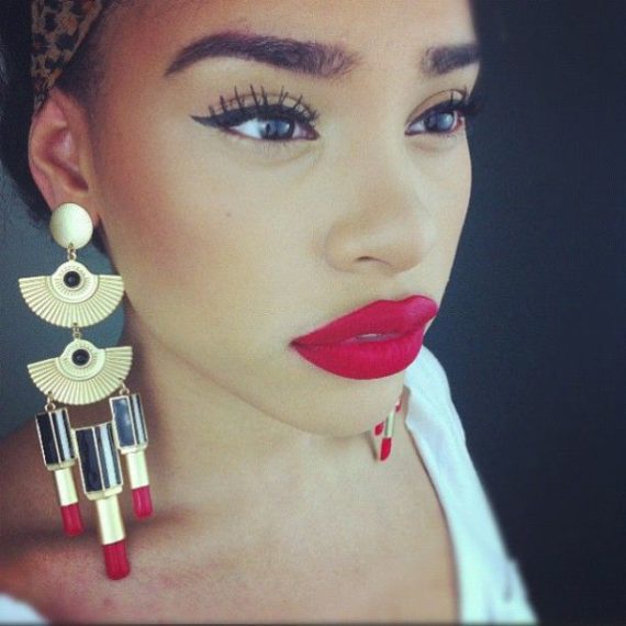 BEAUTIFUL MAKEUP AND RED LIPSTICK - ALL FOR FASHION DESIGN