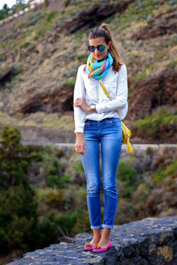 15 Perfect Blue Jeans Ideal For This Fall