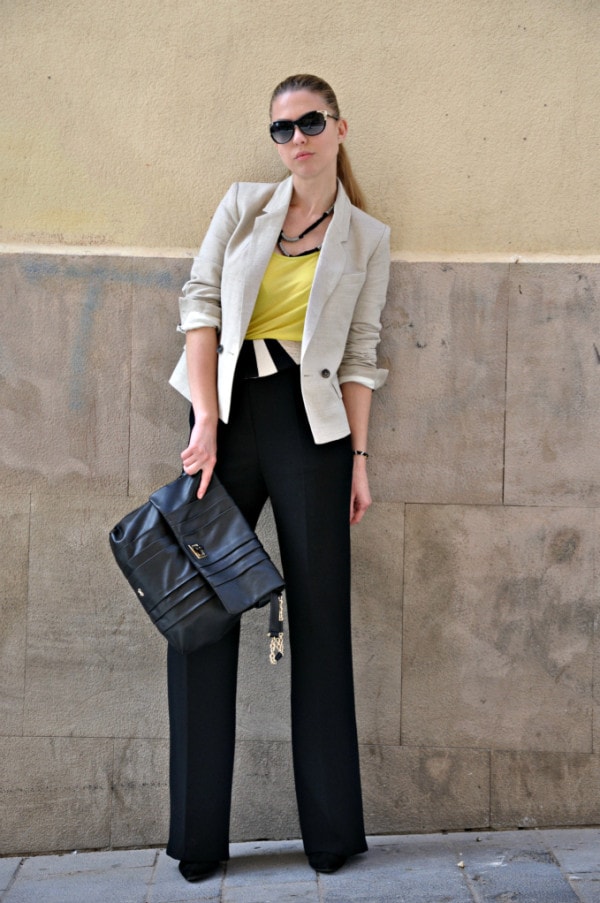 How To Style A Business Casual Outfit