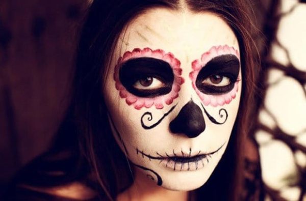 Dos And Donts For Halloween Makeup