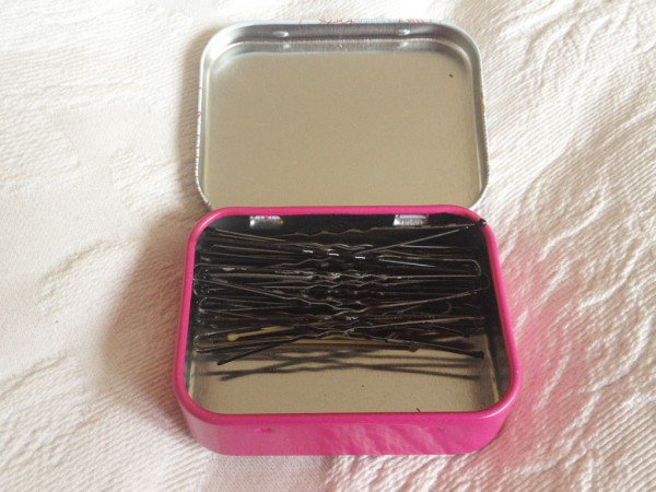 Useful Bobby Pins Storing Ideas