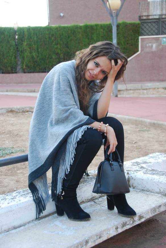 Womens Ponchos   Hit For This Fall