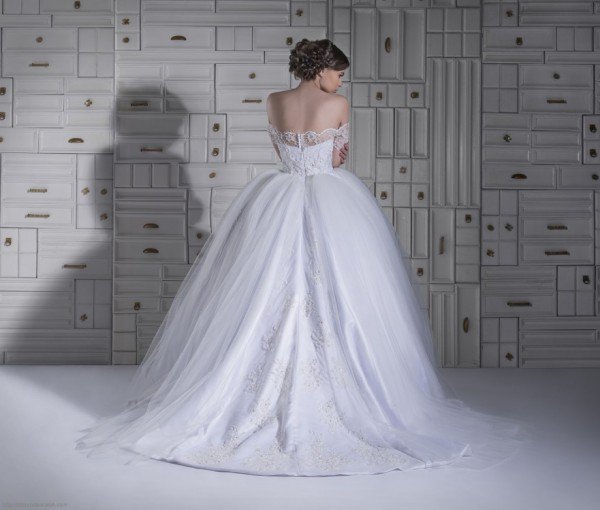 Wedding Dresses by Chrystelle Atallah