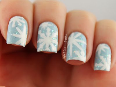 14 Unique Christmas Manicure Trends