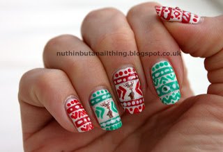 14 Unique Christmas Manicure Trends