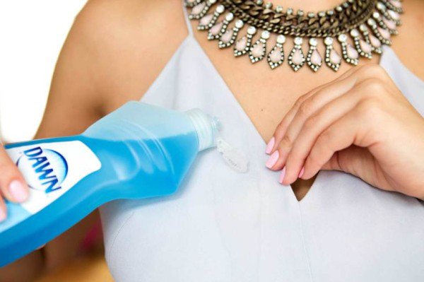 Clothes Cleaning Hacks You Should Know