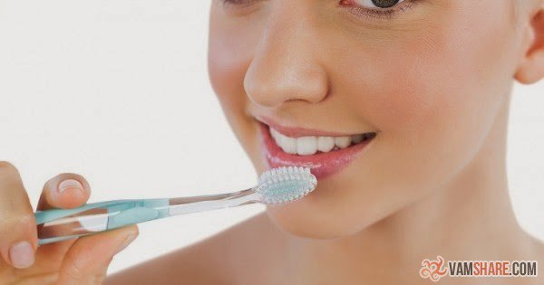 16 Extra Useful Ways To Use Toothbrush And Improve Your Style
