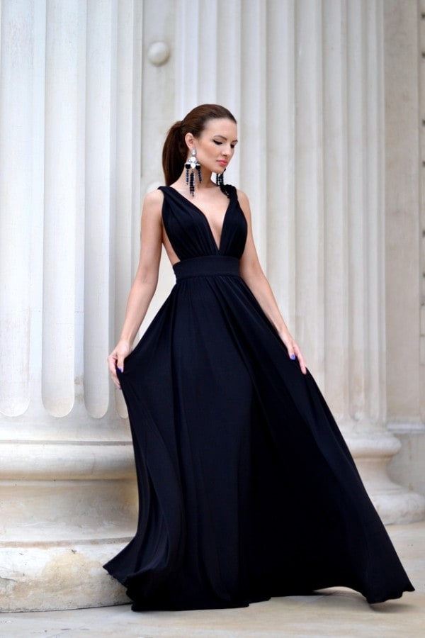 14 Magical long Evening Dresses for New Years Eve