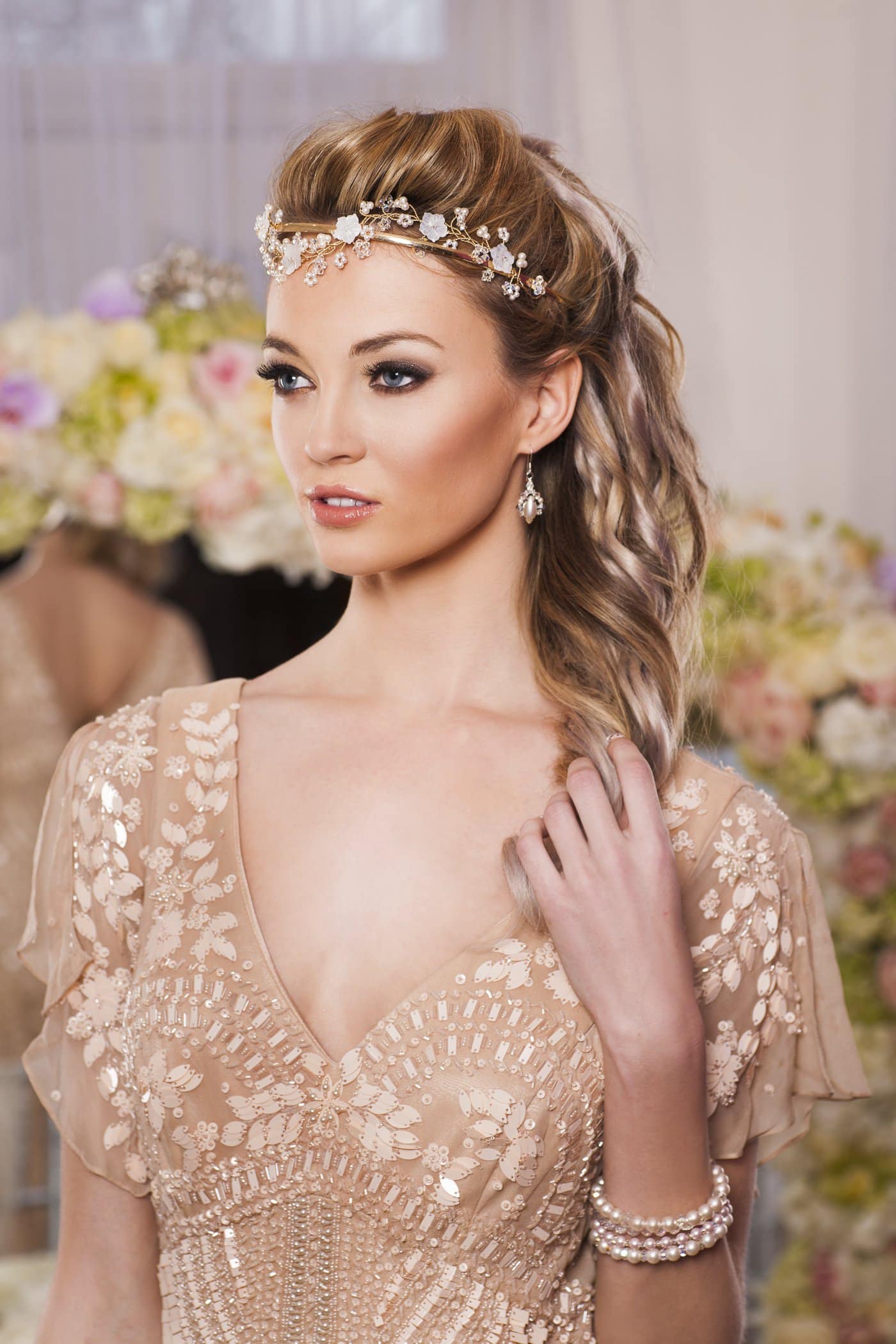 9 Luxury Wedding Accessories That Will Boost Your Glamorous Look