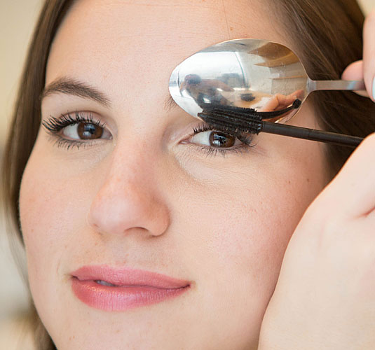 14 Clever Hacks For Easy and Perfect Makeup In Less Than A Minute