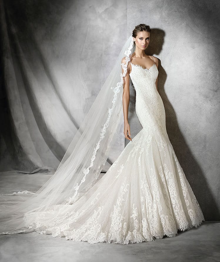 30 Ultra Glamorous Wedding Dresses That Will Impress Every Future Bride ...