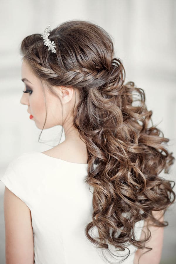 15 Cool Modern Wedding Hairstyles