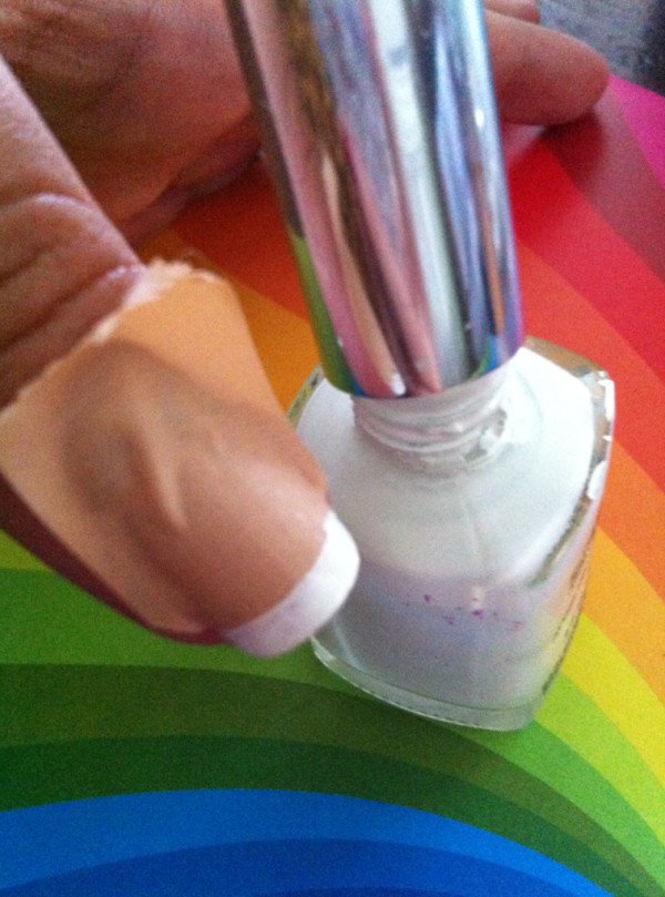 11 Smart Life Changing Tips For Doing A Perfect Nails Design On The Easiest Way