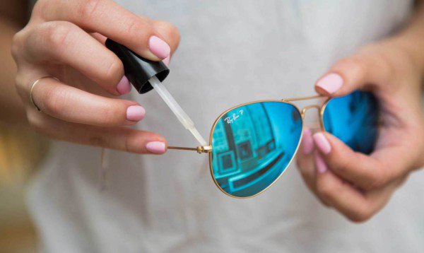 13 Amazingly Useful And Cute Fashion Emergency Hacks That Every Girl Should Know 