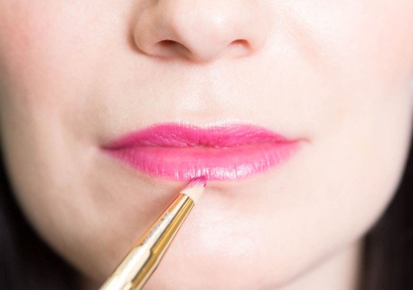 14 Cool & Genius Lipstick Hacks