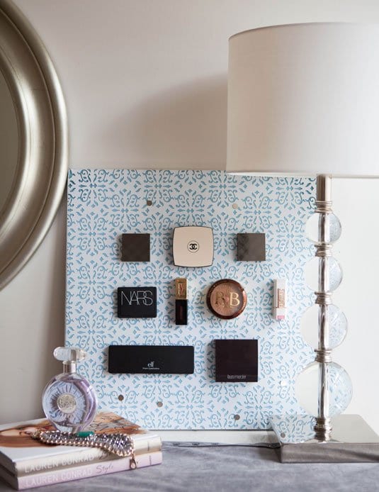 15 Smart DIY Makeup Organizers