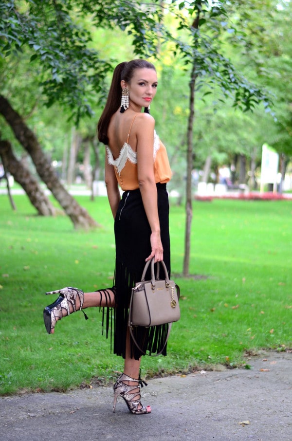Stylish Inspirational Fall Fashion Combinations With Skirts