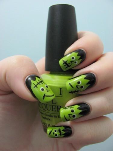 16 Spooky Halloween Nail Art