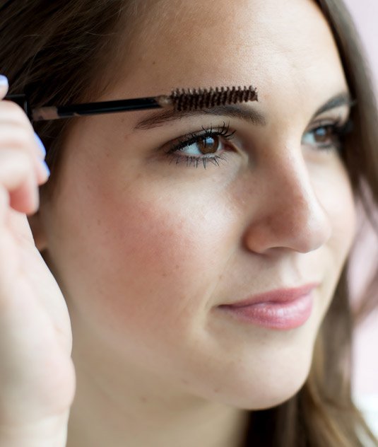10 Simply The Best Makeup Tips That Every Woman Needs To Know