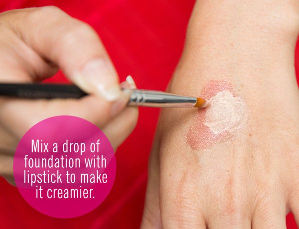 13 Impressive Fashion And Beauty Hacks That Will Speed Up Your Beauty Routine