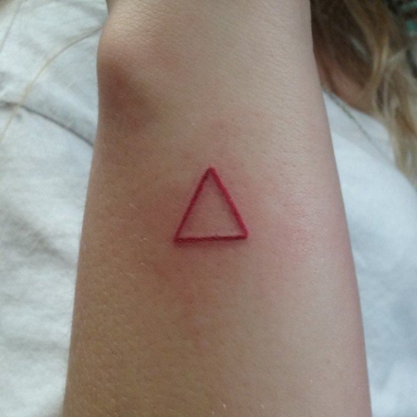 17 Adorable Tiny Tattoos That Everyone Will Love