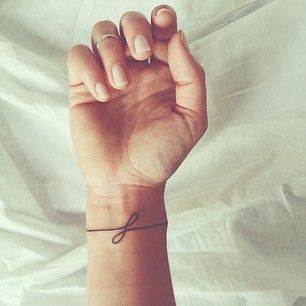 17 Adorable Tiny Tattoos That Everyone Will Love