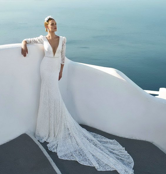 Santorini Collection: Wedding Dresses For Sensual Brides By Julie Vino