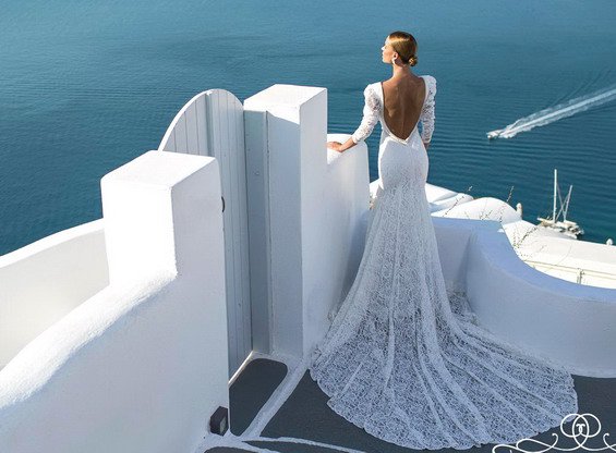 Santorini Collection: Wedding Dresses For Sensual Brides By Julie Vino