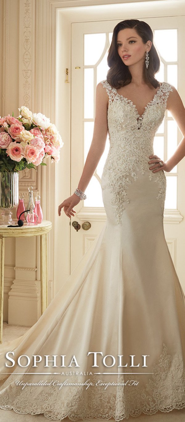 15+Gorgeous Wedding Dresses To Bring More Glamour to Your Wedding Party