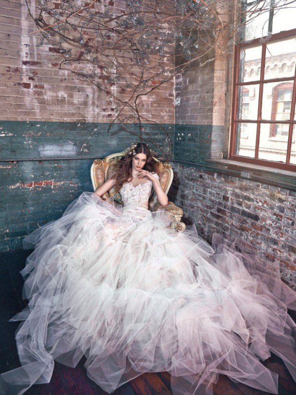 FairyTale Wedding Dresses Collection That WIll Blow Your Mind
