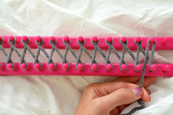 The Most Amazing Tutorial:  How To Use A Knitting Loom To Make An Infinity Scarf