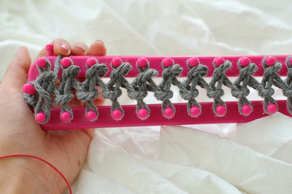 The Most Amazing Tutorial:  How To Use A Knitting Loom To Make An Infinity Scarf