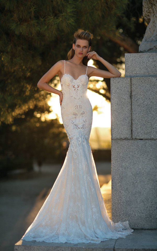 20 Truly Fascinating And Unique Wedding Dresses That Will Impress Every Future Bride