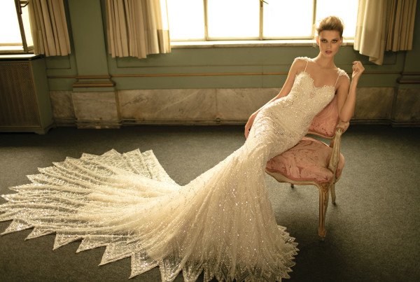 20 Truly Fascinating And Unique Wedding Dresses That Will Impress Every Future Bride