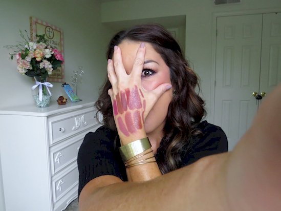 12 Not So Perfect Moments That Will Make All Makeup Lovers Weep