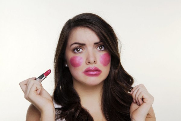 15 Common Beauty Mistakes To Stop Making