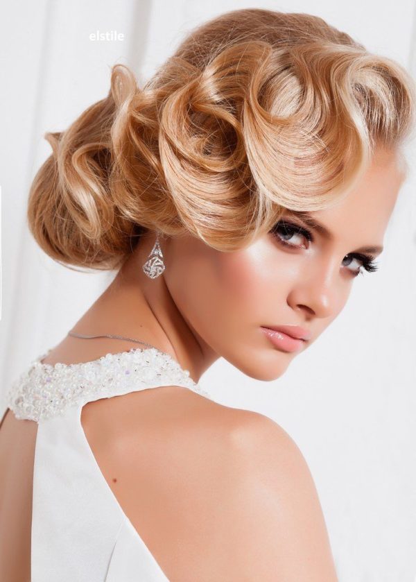 19 Sweet Fascinating and Graceful Ideas for Bridal Hairstyles