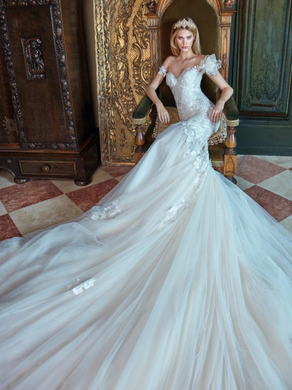 New Glamorous Bridal Spring 2017 Collection by Galia Lahav