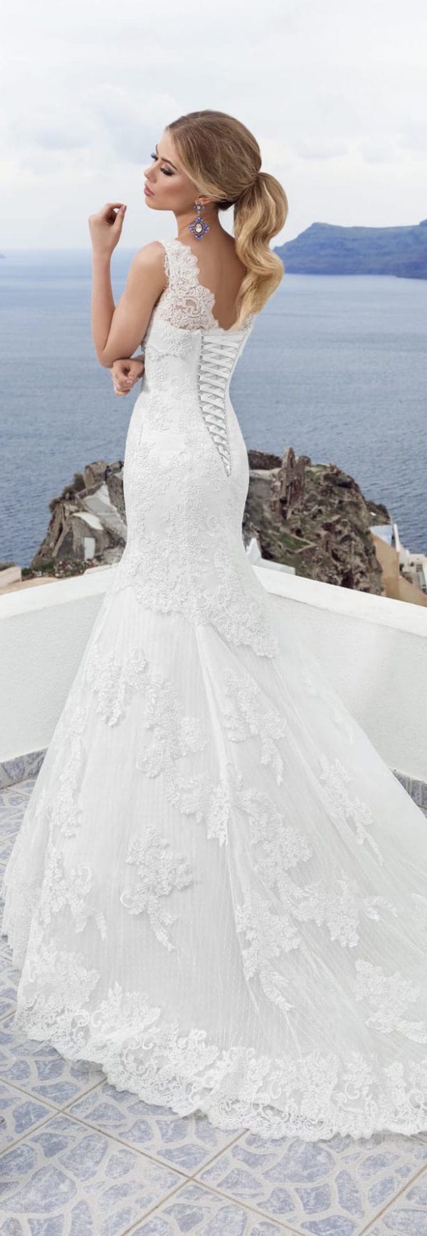 30 Lovely Ideas For Your Dream Wedding Dress