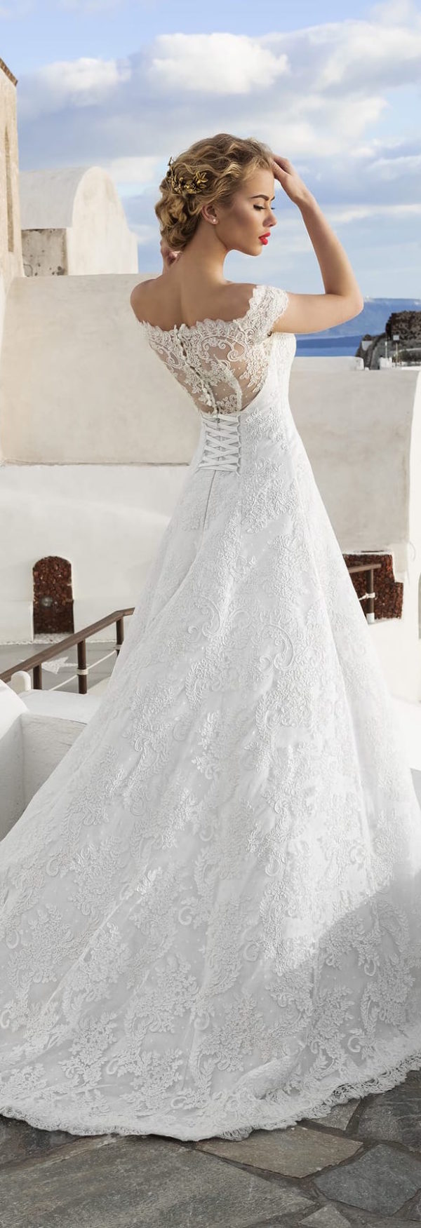 30 Lovely Ideas For Your Dream Wedding Dress