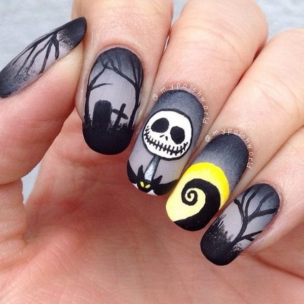 18 Cute and Funny Halloween Nails That Will Totally Inspire You