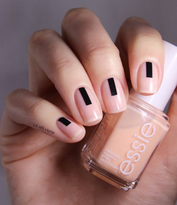 Minimal Nails for Maximum Effect: 17 Super Elegant Nail Ideas