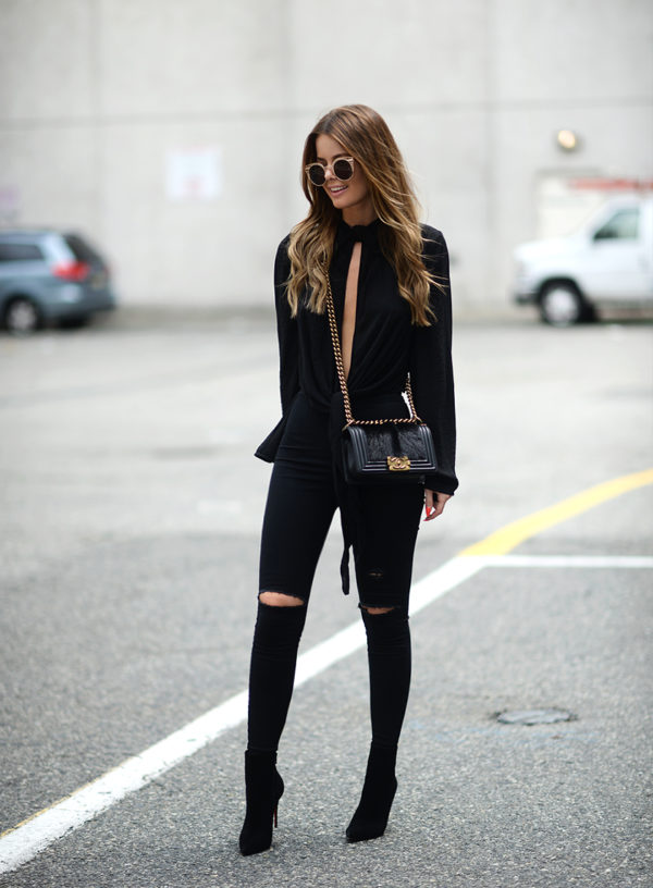 It Is A Mast Have: Black Jeans For Every Trendy Girl
