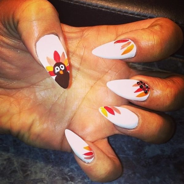 Nail Designs For Thanksgiving – More Than A Regular Nails Painting