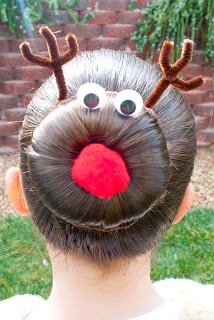 Christmas Hairstyles For The Little Princesses, Easy to Be Copied.