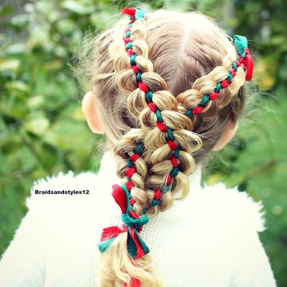 Christmas Hairstyles For The Little Princesses, Easy to Be Copied.