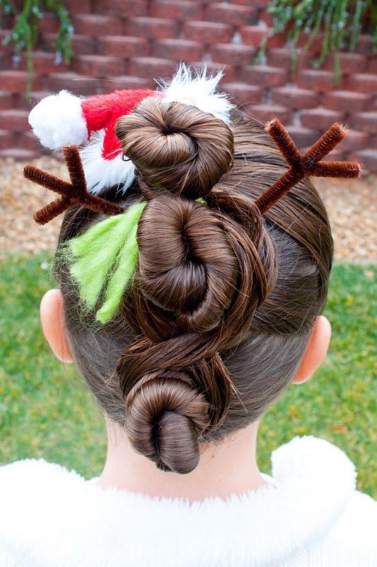 Christmas Hairstyles For The Little Princesses, Easy to Be Copied.