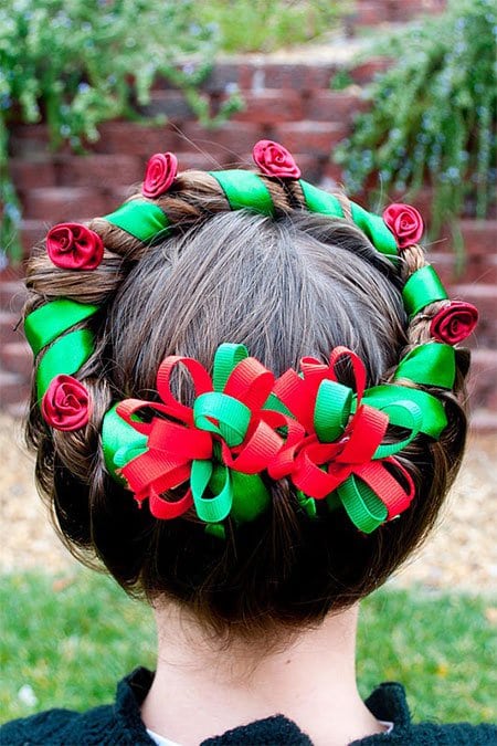 Christmas Hairstyles For The Little Princesses, Easy to Be Copied.