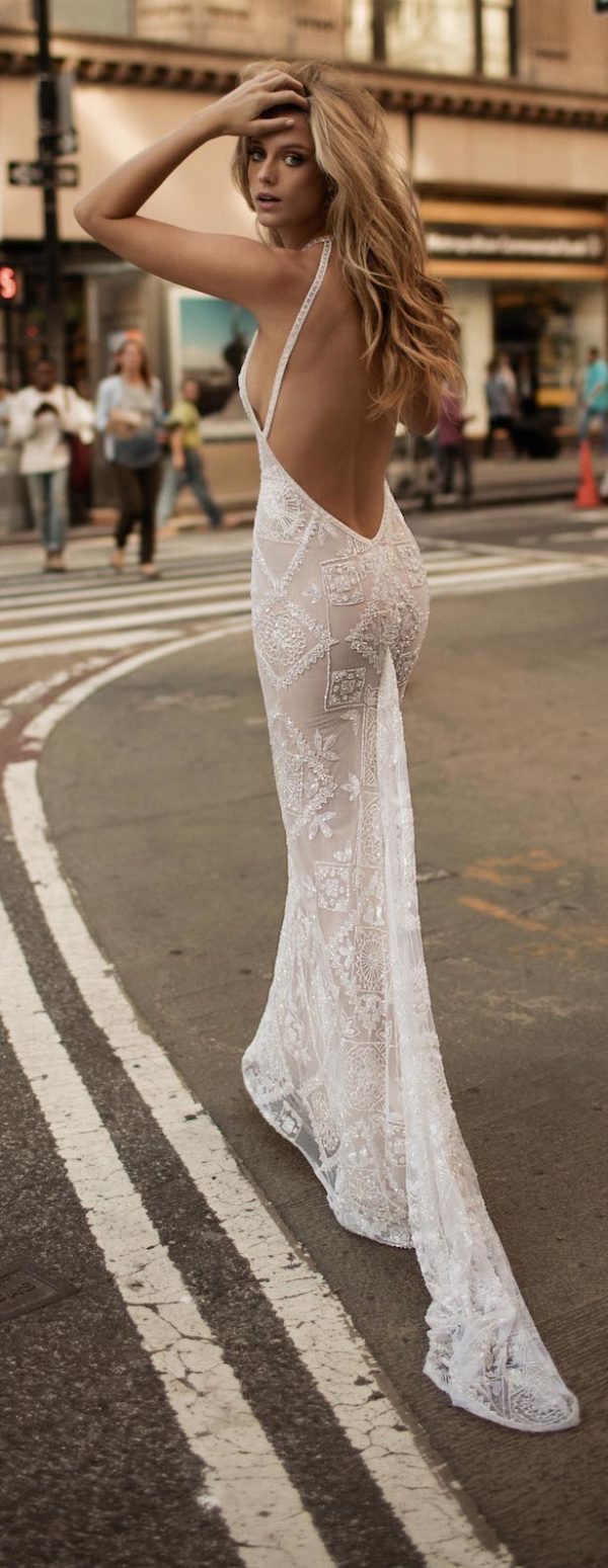 Berta Bridal Fall 2017 Collection: From Flower’s Inspiration To Sexiest Wedding Dresses