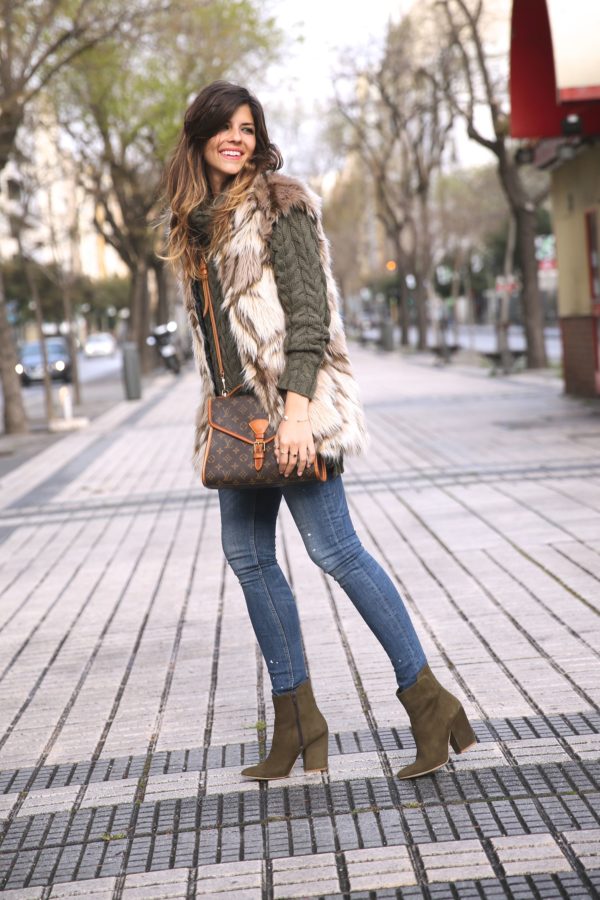 Fur Vest  A Must Have Piece In Every Girl’s Wardrobe
